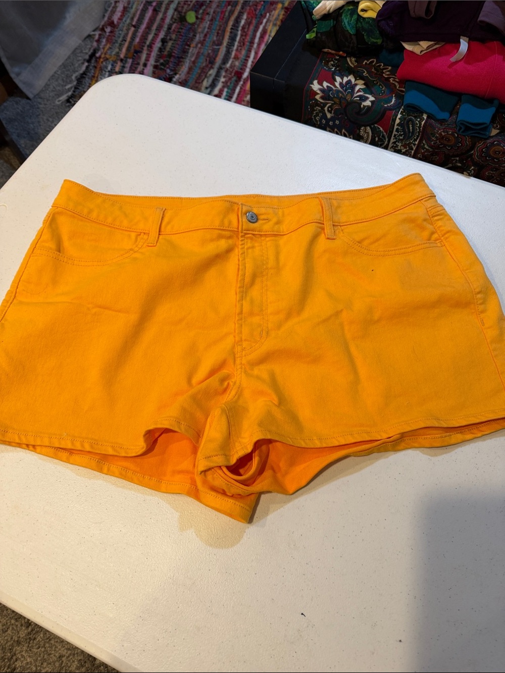 #485. Orange shorts. Size 22
